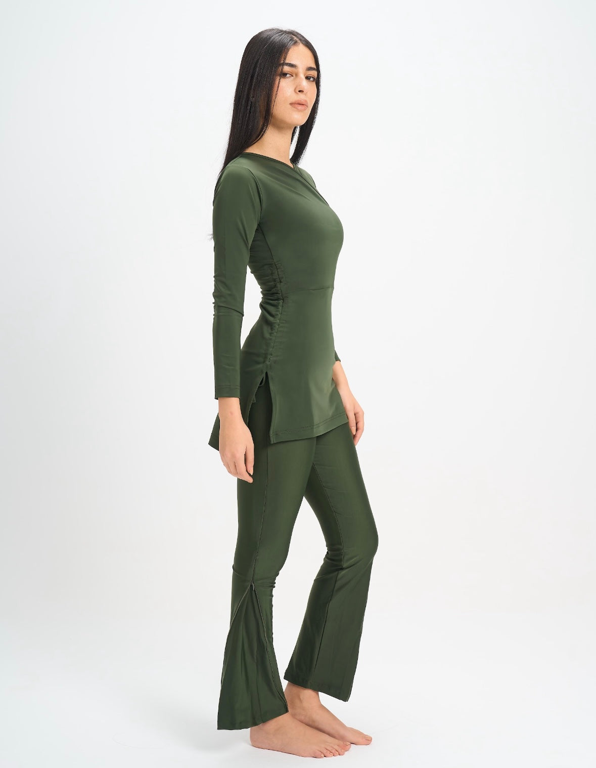 2-in-1 Flared Zip Swim Leggings – Olive