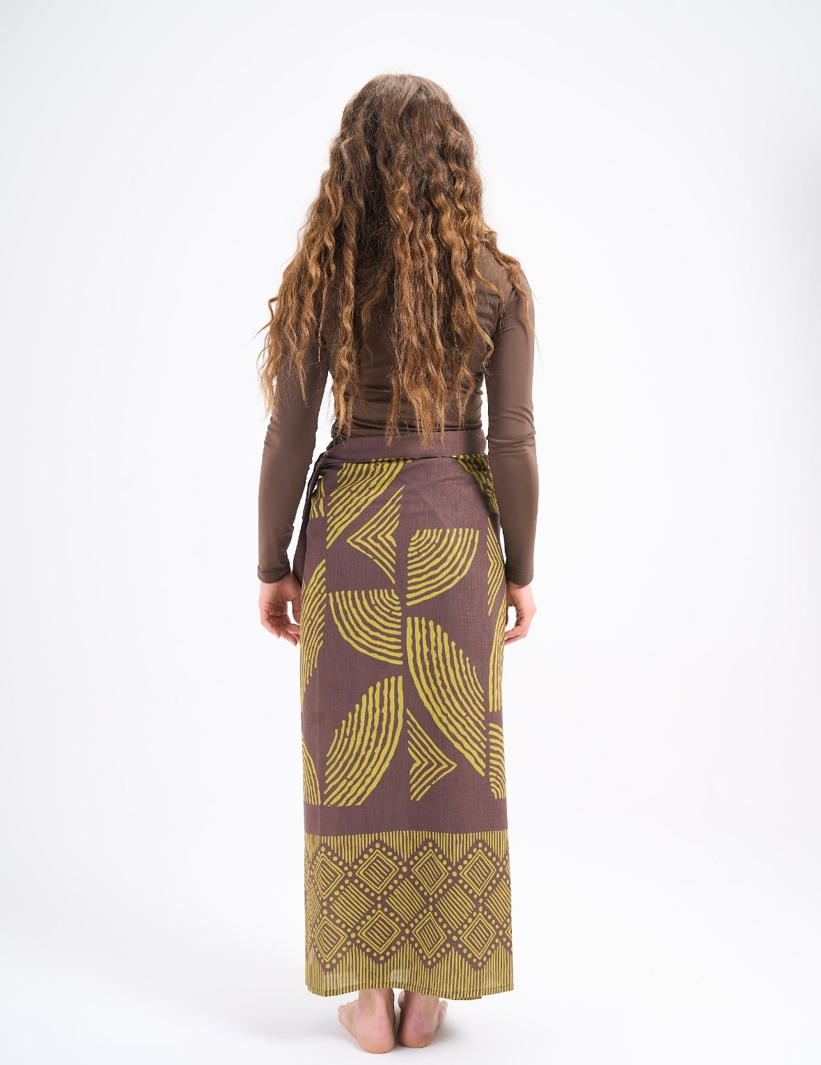 Linen Pareo - Lime petals in brown