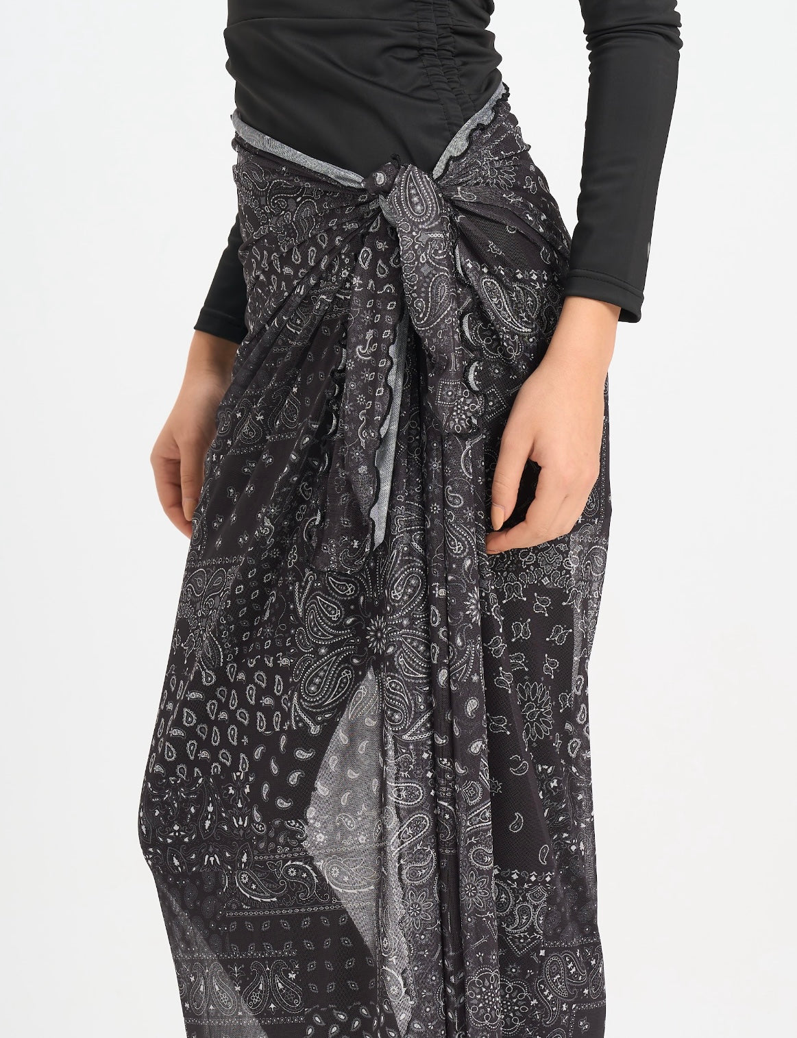 Paisley Mesh Wrap - Black