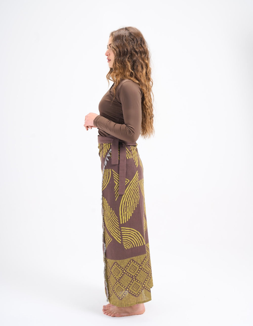 Linen Pareo - Lime petals in brown