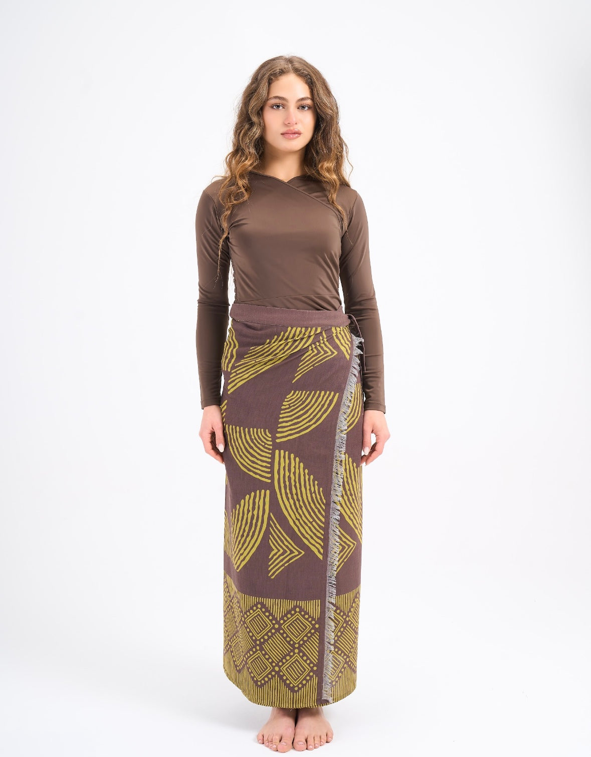 Linen Pareo - Lime petals in brown