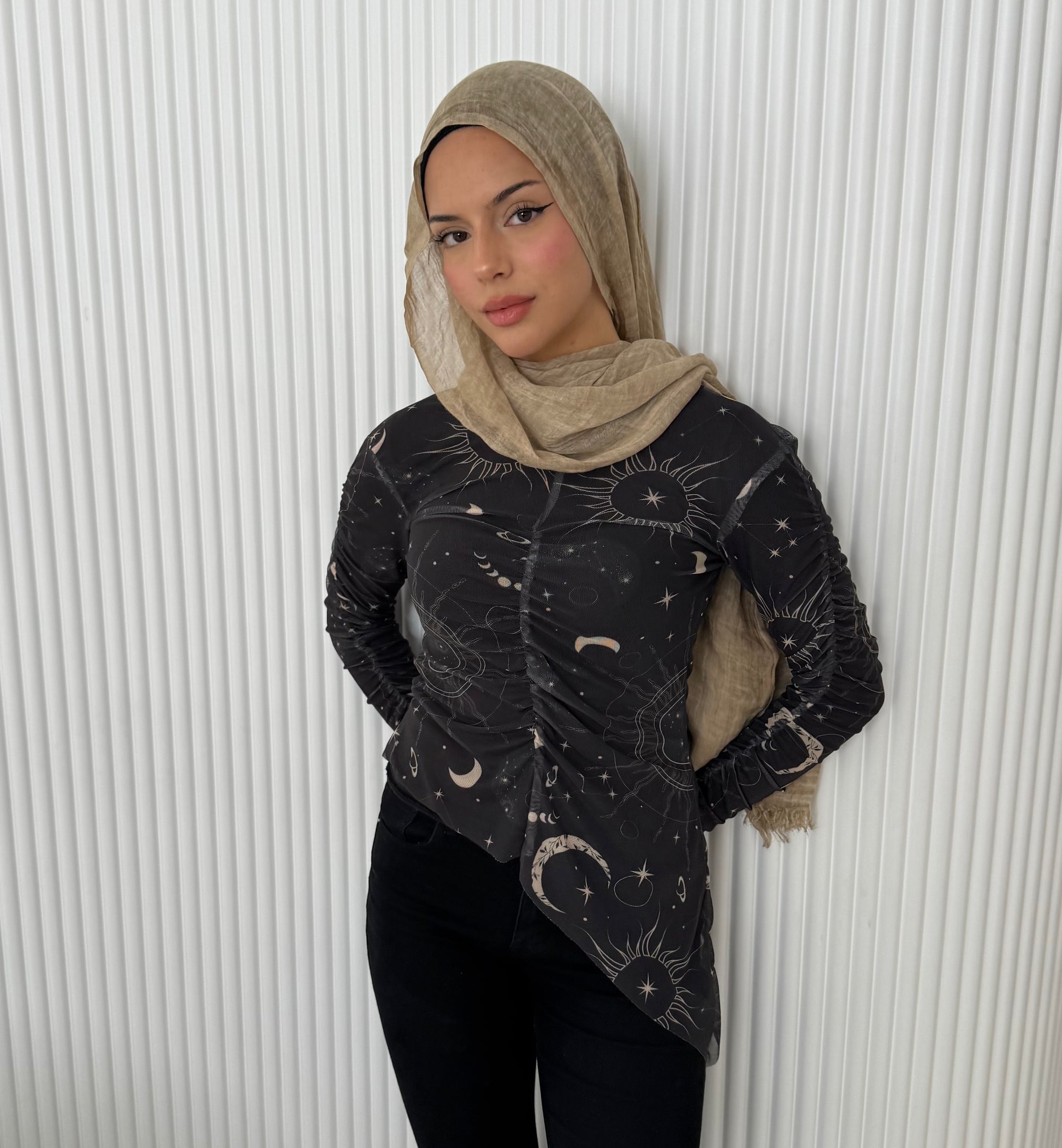 Celestial mesh top in black