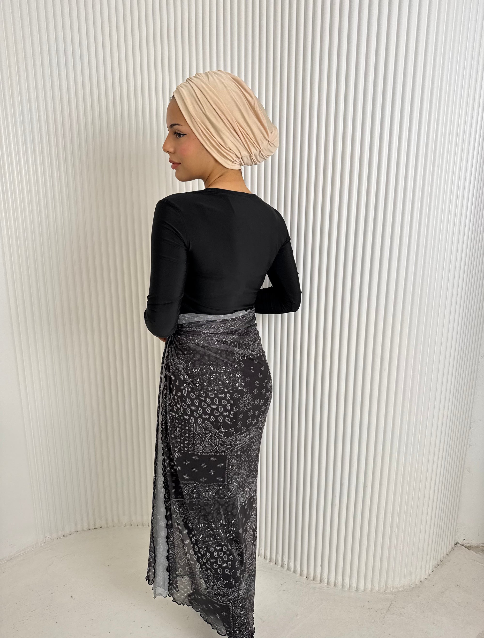 Paisley Mesh Wrap - Black