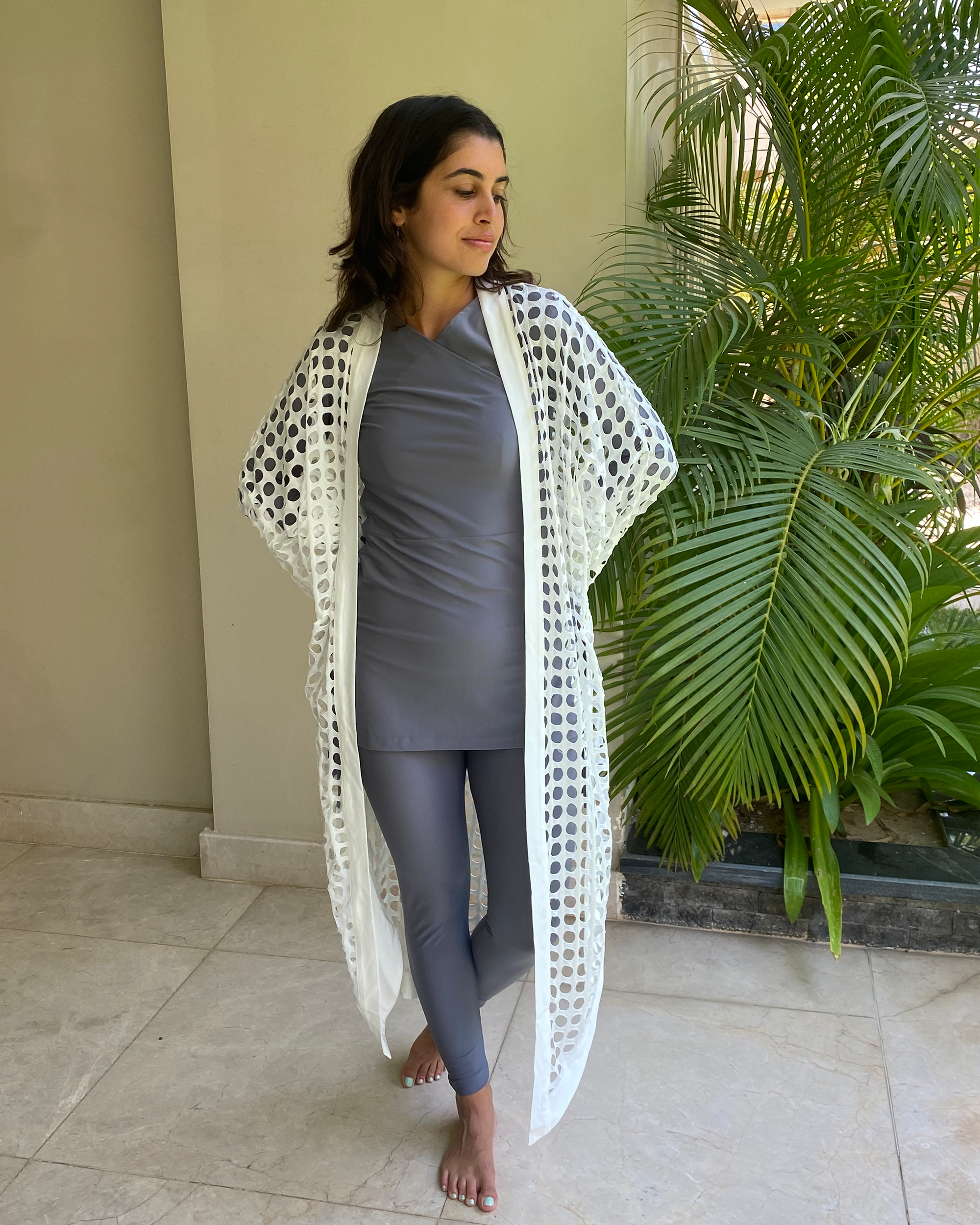White Rondelle Kimono